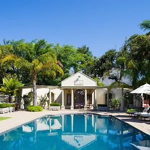 ibis-house.hotels-capetown.com/
